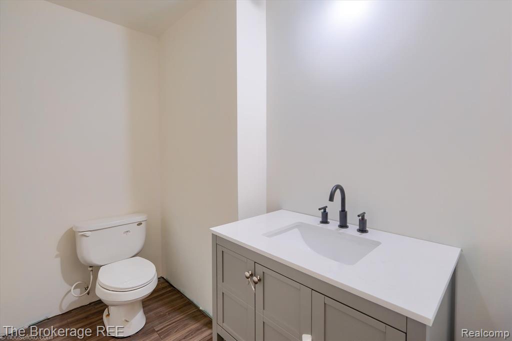 9055 N Island Drive, Flushing, MI 48433 — Photo 69