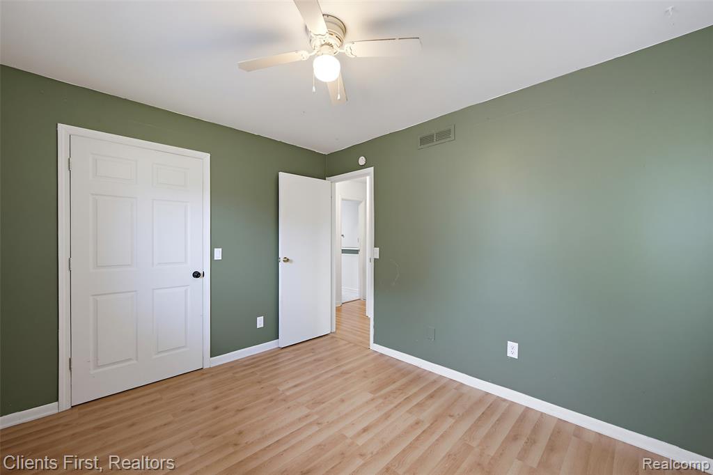 840 Saint James Street, Marysville, MI 48040 — Photo 34
