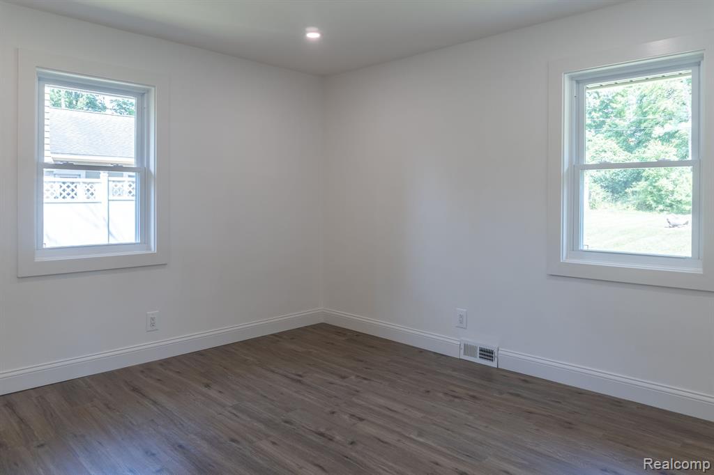 46236 SUNSET Street, Northville, MI 48167 — Photo 15