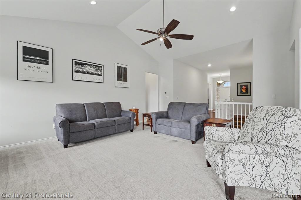 49455 Messara Drive, Macomb, MI 48042 — Photo 12