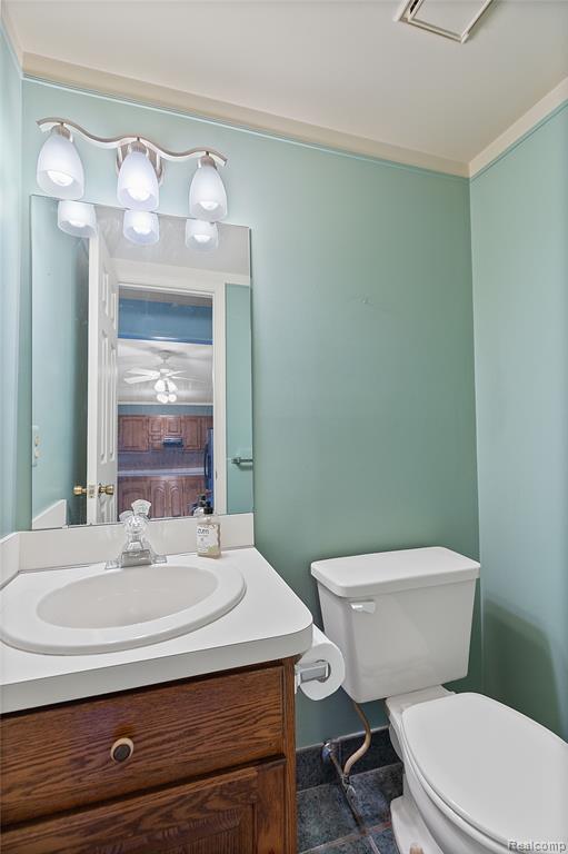 42216 Lochmoor Street, Clinton Twp, MI 48038 — Photo 15