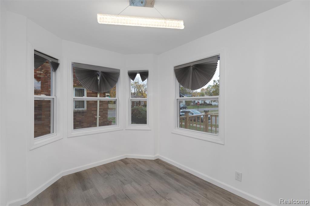 9710 Somerset Avenue, Detroit, MI 48224 — Photo 12