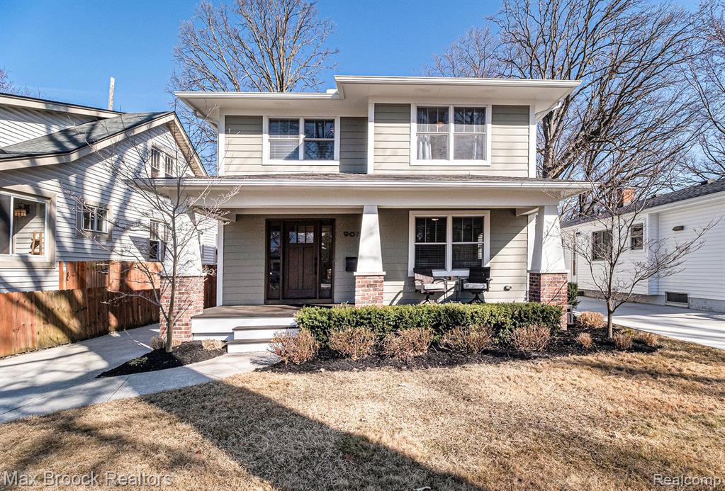 907 E 6TH Street, Royal Oak, MI 48067 — Photo 2