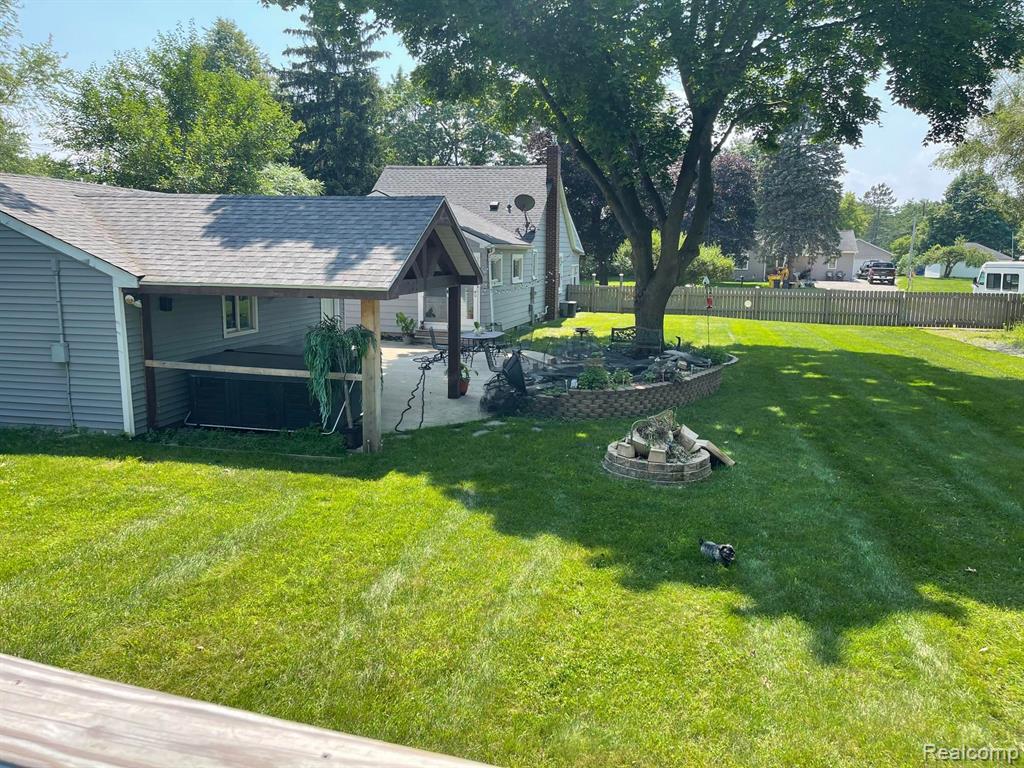 895 GLASPIE Road, Oxford, MI 48371 — Photo 47