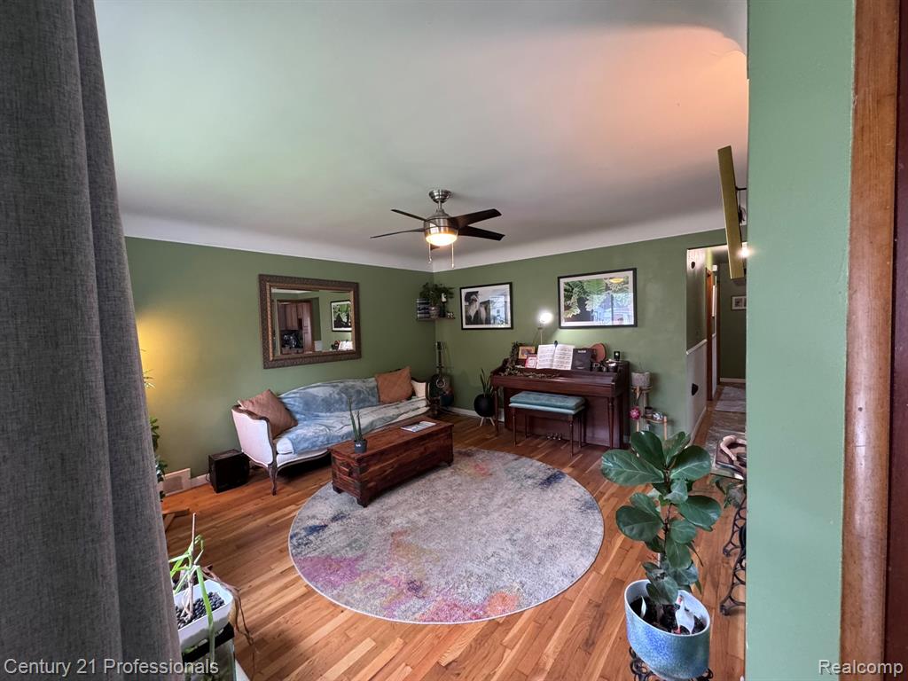 4973 Williams Street, Dearborn Heights, MI 48125 — Photo 10