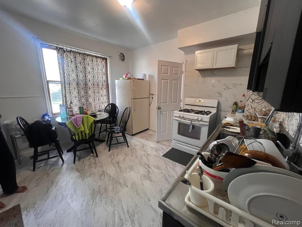 12000 Charest Street, Hamtramck, MI 48212 — Photo 7
