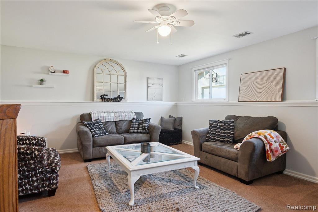 814 MEADOWLARK Lane, Howell, MI 48843 — Photo 29