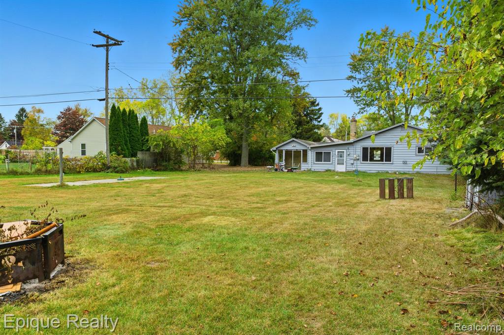 3560 Milton Road, Fort Gratiot, MI 48059 — Photo 21