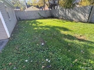 20260 Lancaster Street, Harper Woods, MI 48225 — Photo 6