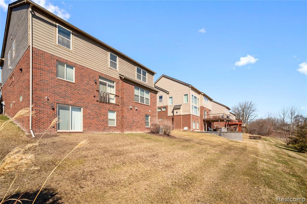 51026 Upland View Street, Canton, MI 48188 — Photo 34