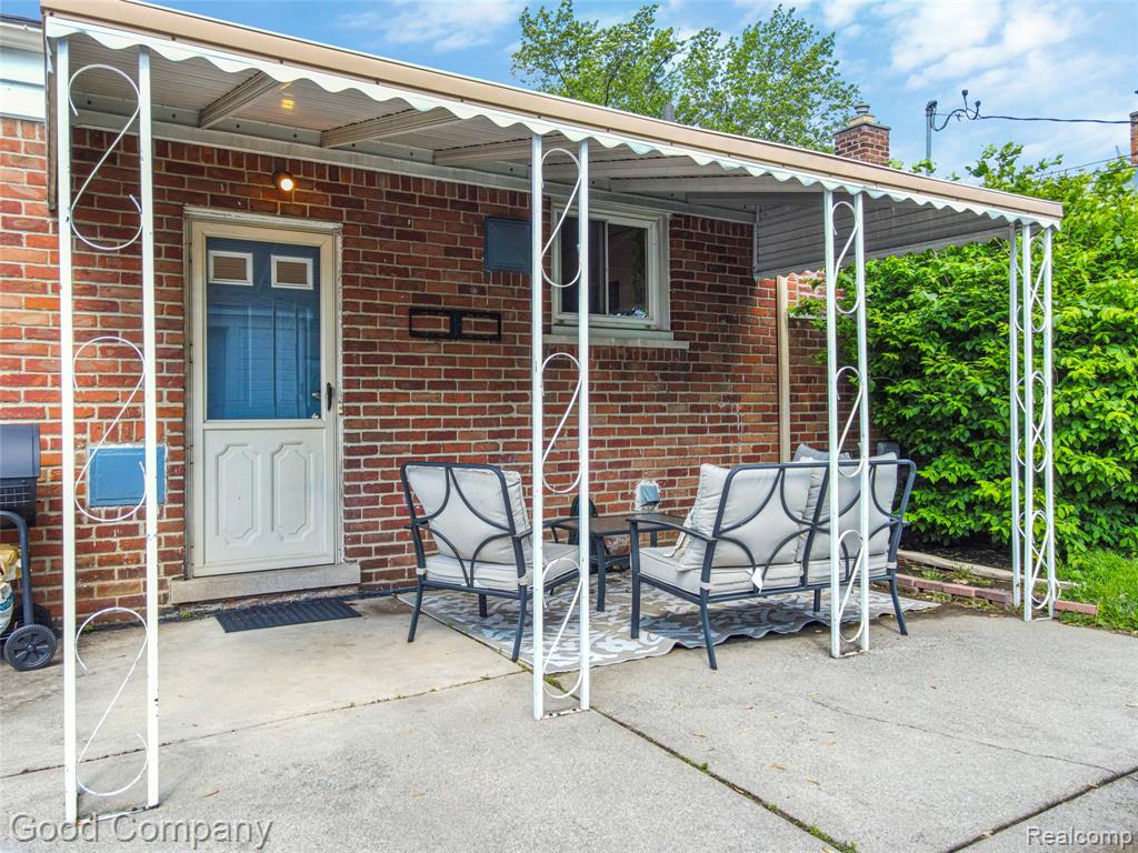 28748 Herbert Street, Madison Heights, MI 48071 — Photo 38