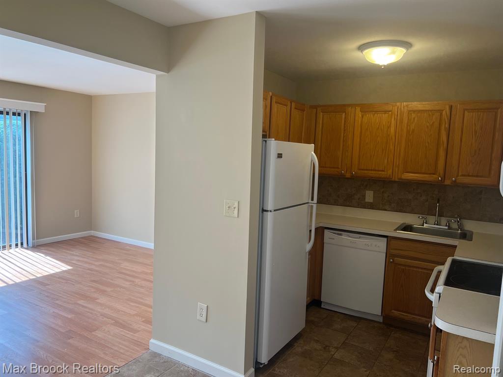 50432 BAY Run S, Chesterfield, MI 48047 — Photo 17
