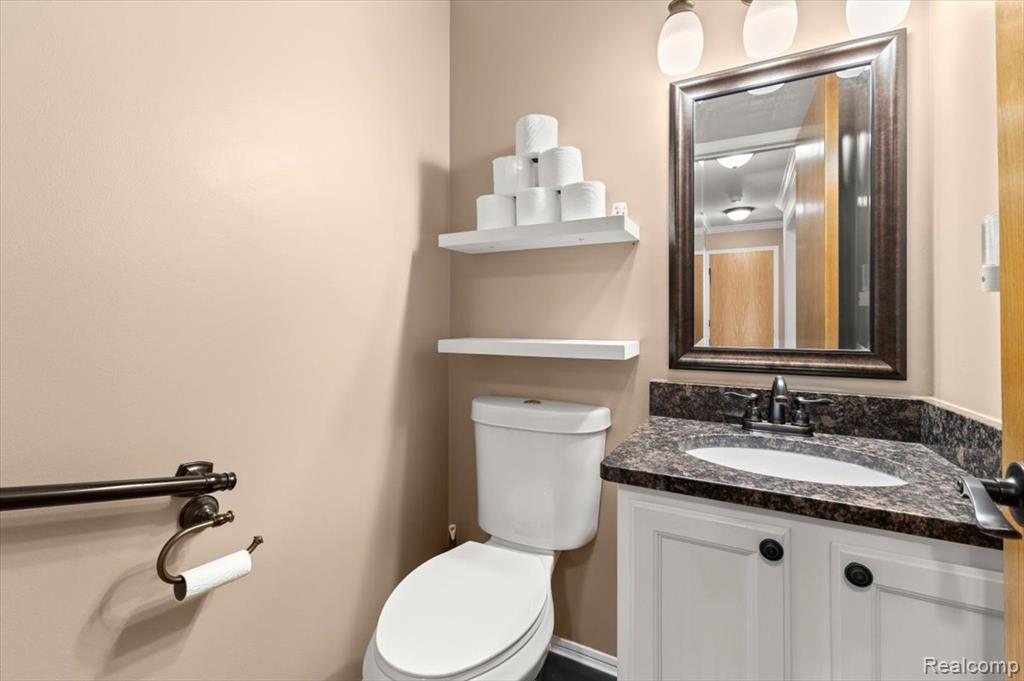 9755 Forest Ridge Drive, Clarkston, MI 48348 — Photo 26