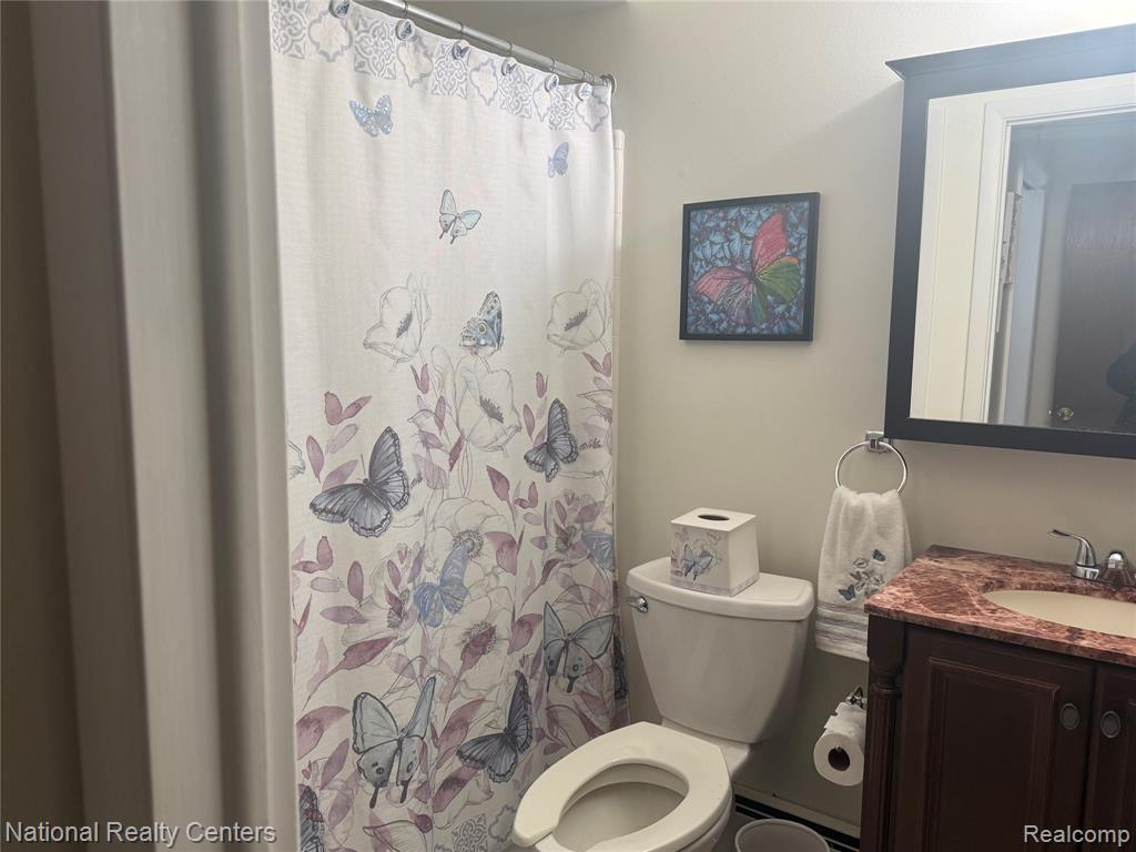 61043 Heritage Blvd., South Lyon, MI 48178 — Photo 18