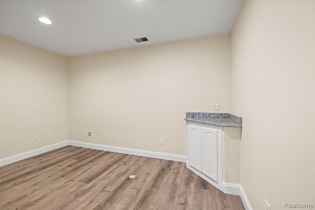 49332 GOLDEN LAKE Drive, Shelby Twp, MI 48315 — Photo 55