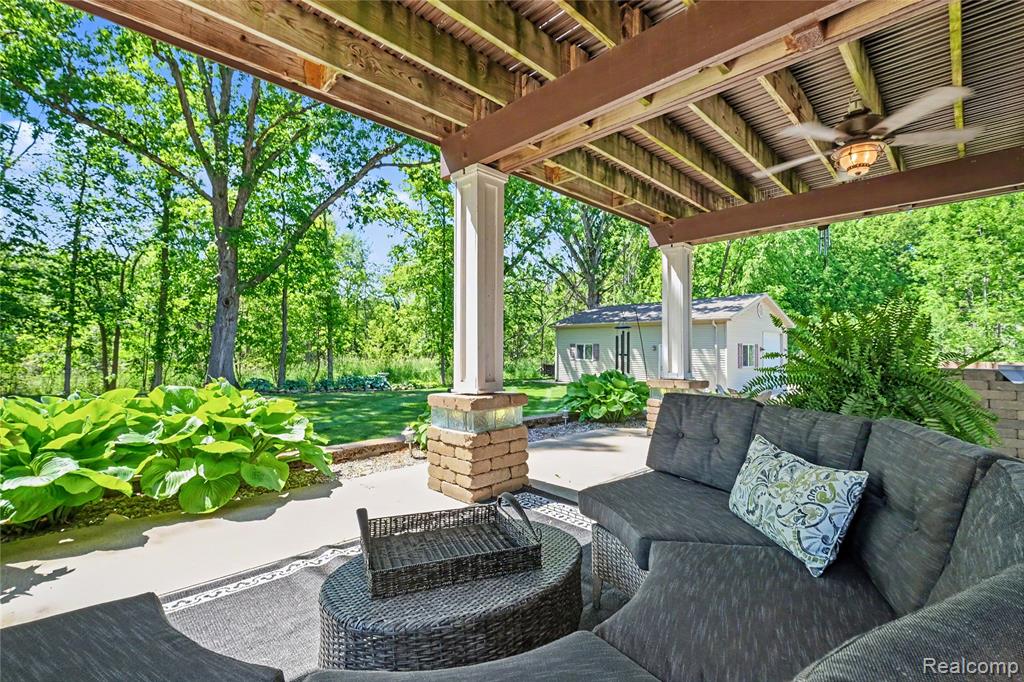 1281 Deer Creek Trail, Grand Blanc, MI 48439 — Photo 37