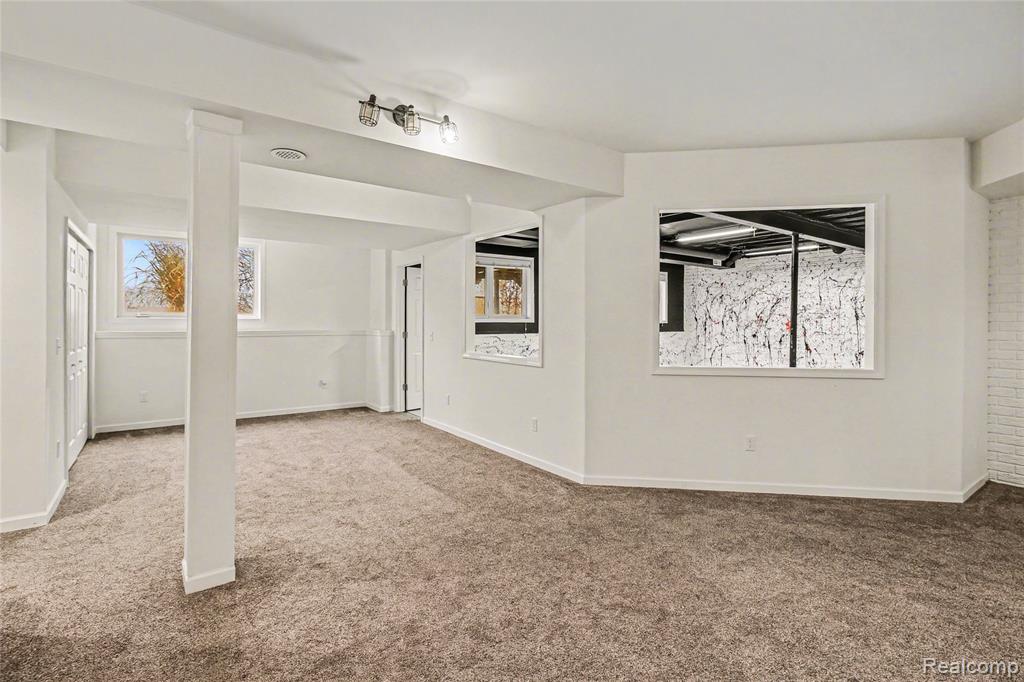 2325 Cristina Anne Court, Howell, MI 48855 — Photo 23