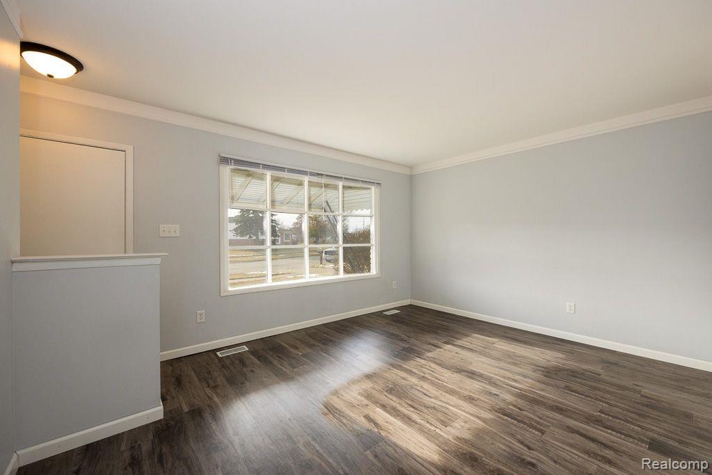 40137 WALTER Drive, Sterling Heights, MI 48310 — Photo 3