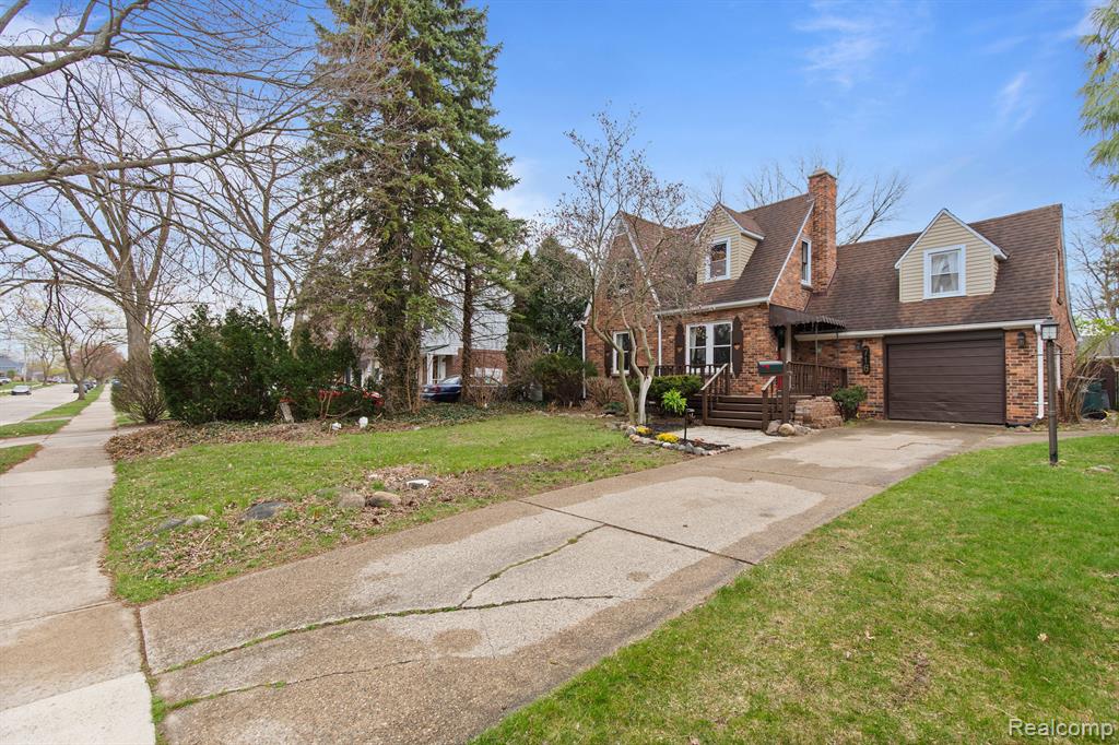 716 WOODLAWN Avenue, Royal Oak, MI 48073 — Photo 38