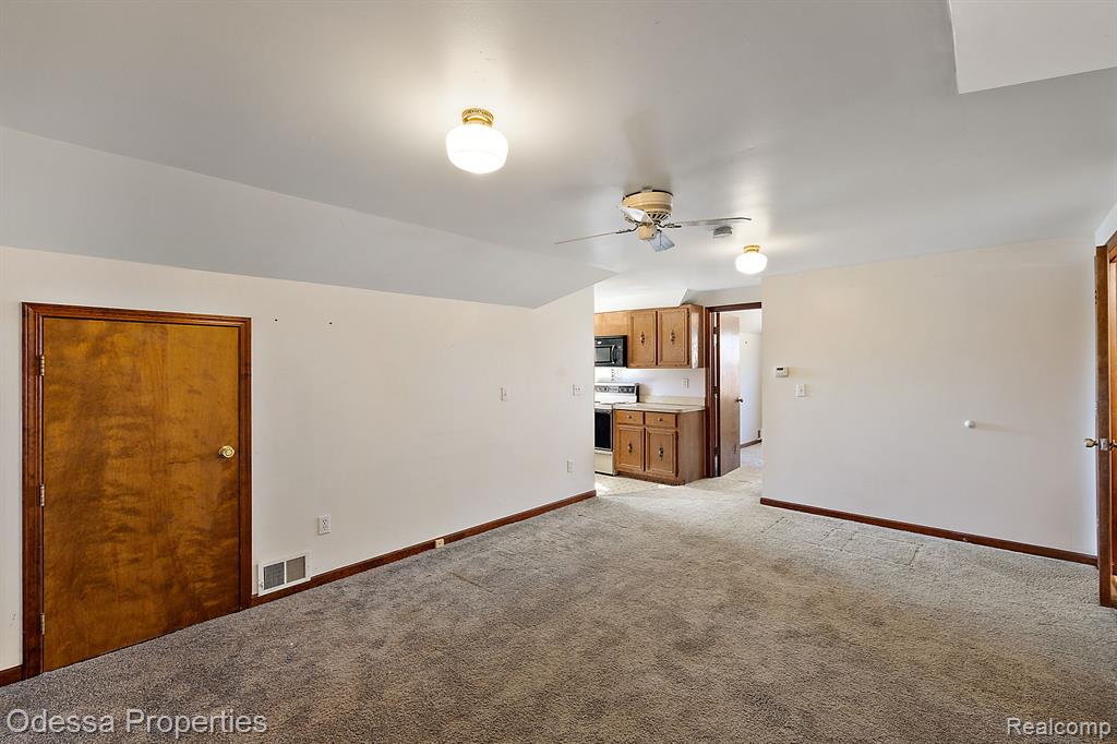 7525 22 MILE Road, Shelby Twp, MI 48317 — Photo 65