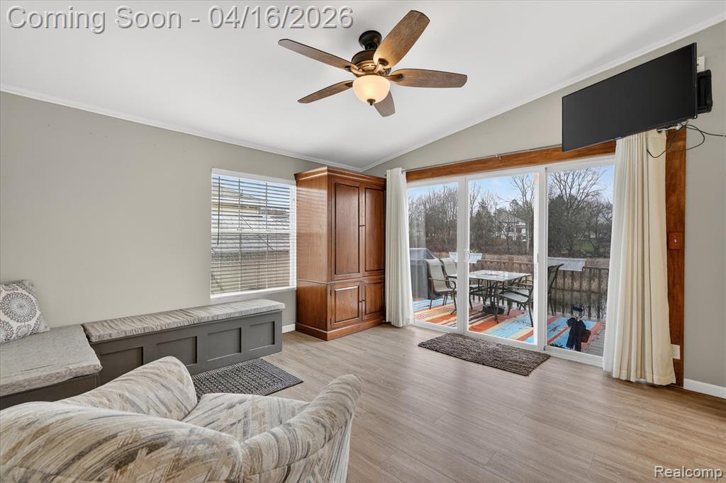 11542 Clearwater Dr, Fenton, MI 48430 — Photo 20