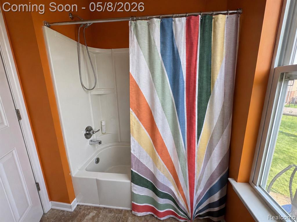 20489 Damask Circle, Clinton Twp, MI 48038 — Photo 41