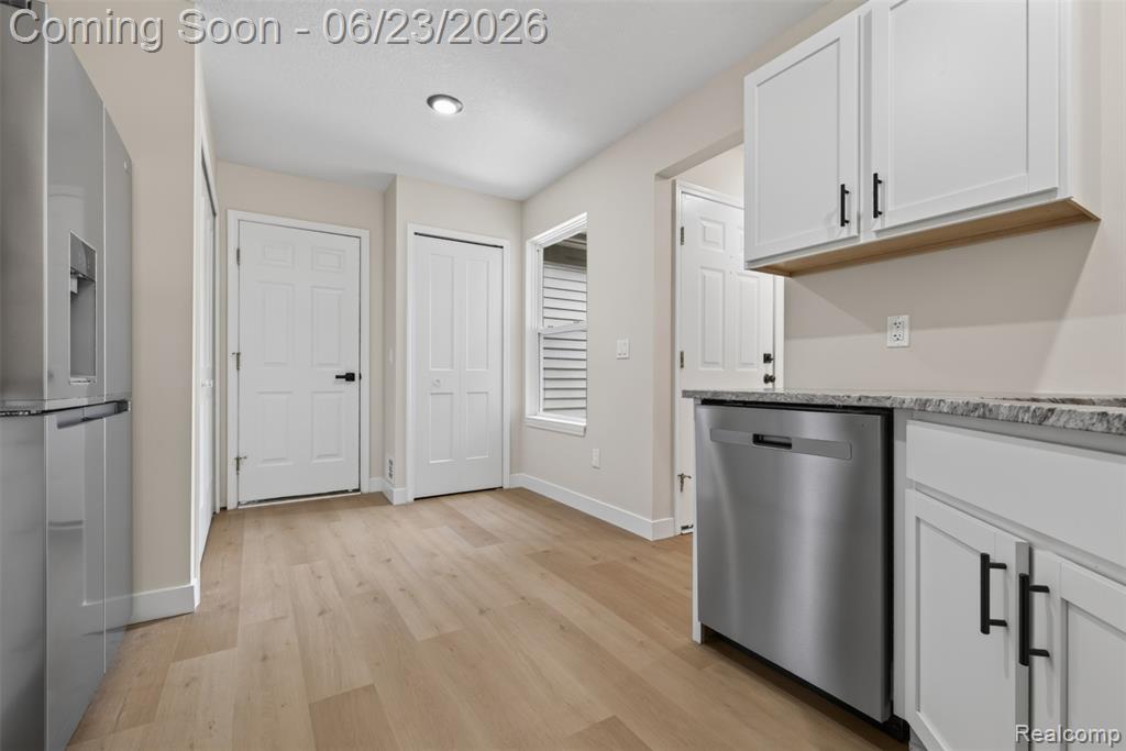 3108 Falcon Drive, 25, Burton, MI 48519 — Photo 12