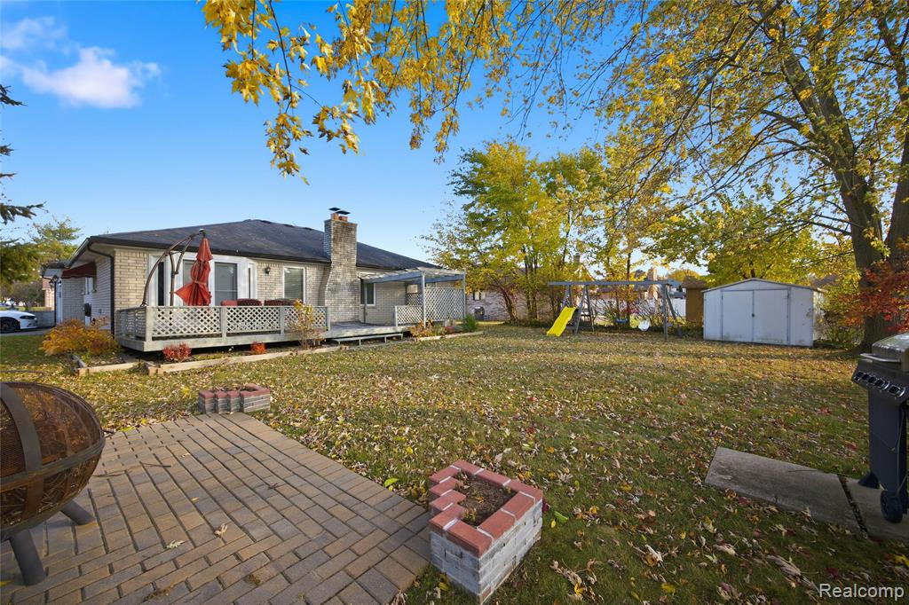 40645 Heatherlea Court, Clinton Twp, MI 48038 — Photo 42