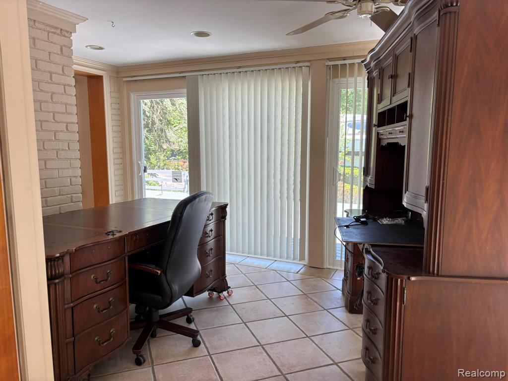 1918 Sherwood Glen, Bloomfield Hills, MI 48302 — Photo 12