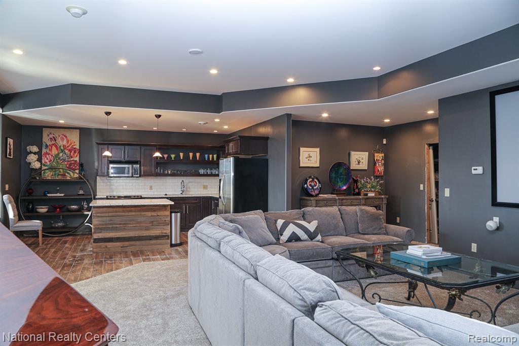 4888 INDIAN CREEK Drive, Jackson, MI 49201 — Photo 47