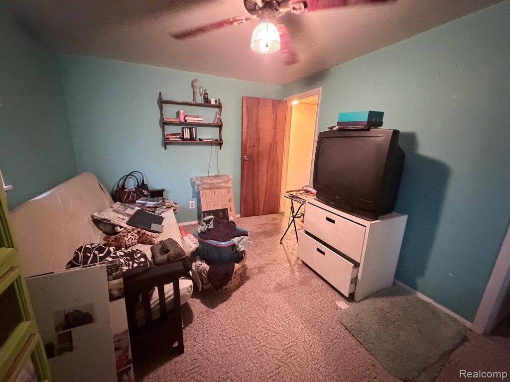 10157 Willowbrook Drive, Flushing, MI 48433 — Photo 11