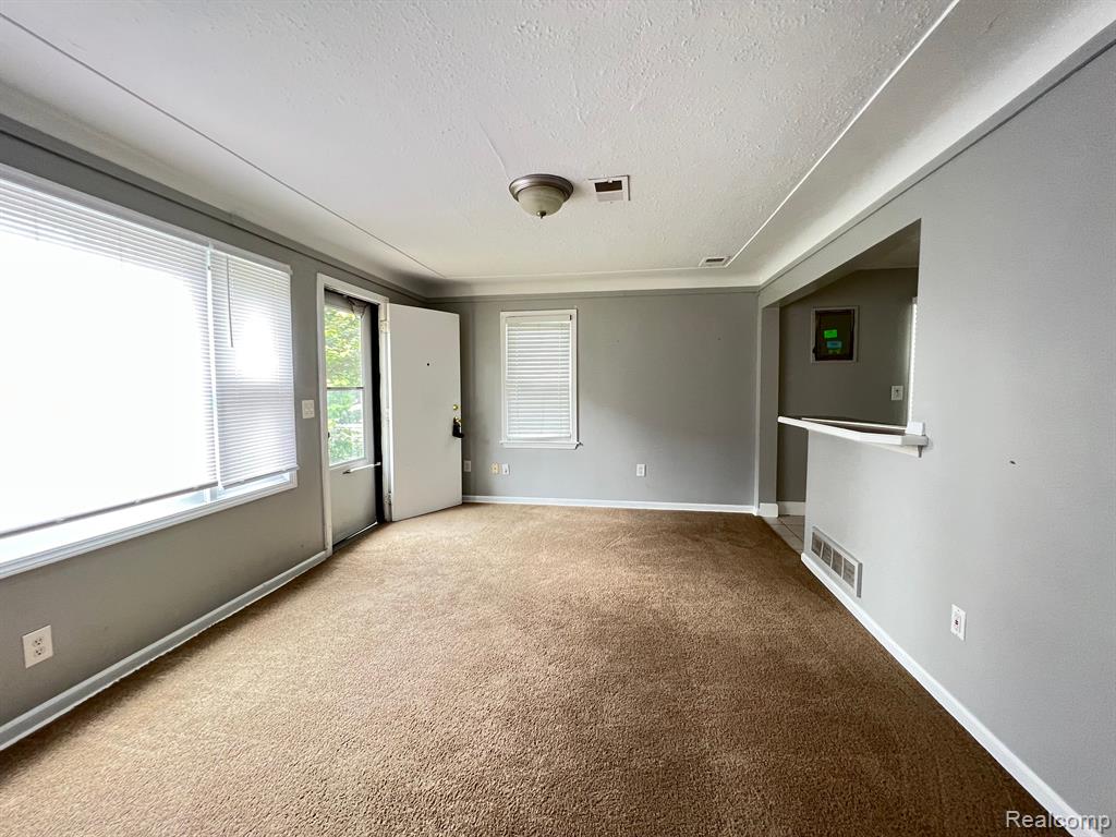 4481 BONNING Avenue, Warren, MI 48091 — Photo 3