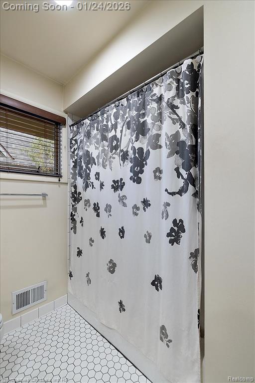 765 Barrington Road, Grosse Pointe, MI 48230 — Photo 34