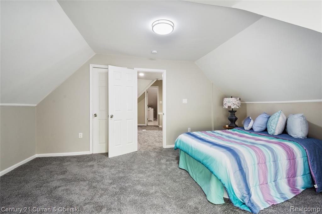 65 Melbourne Street, Detroit, MI 48202 — Photo 38