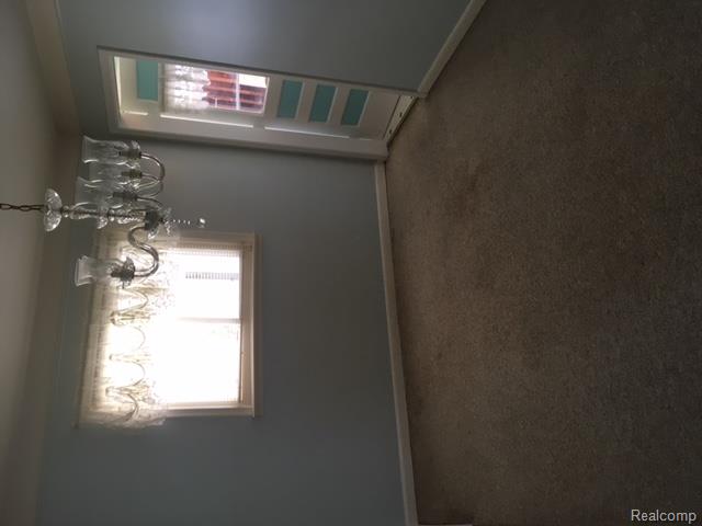 720 Mapleknoll Avenue, Madison Heights, MI 48071 — Photo 9