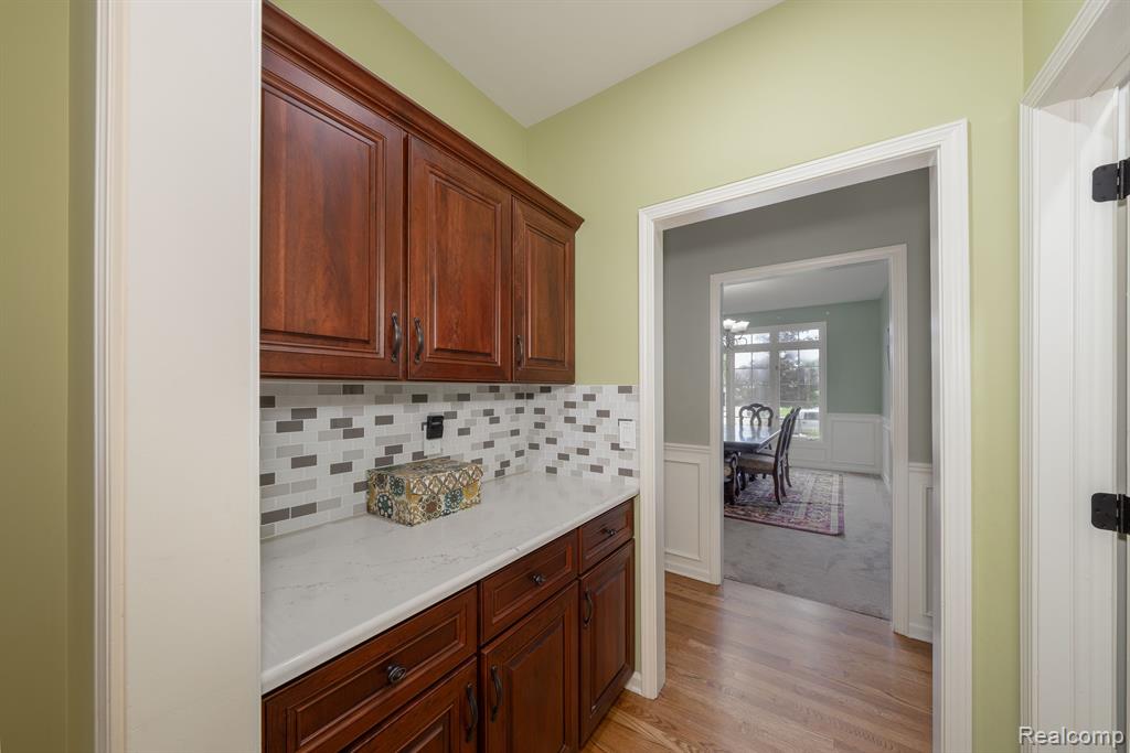 47116 MARISA Court, Plymouth, MI 48170 — Photo 16