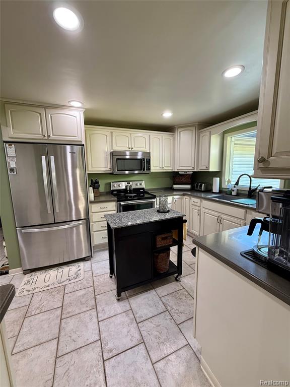 3610 State Road, Fort Gratiot, MI 48059 — Photo 20