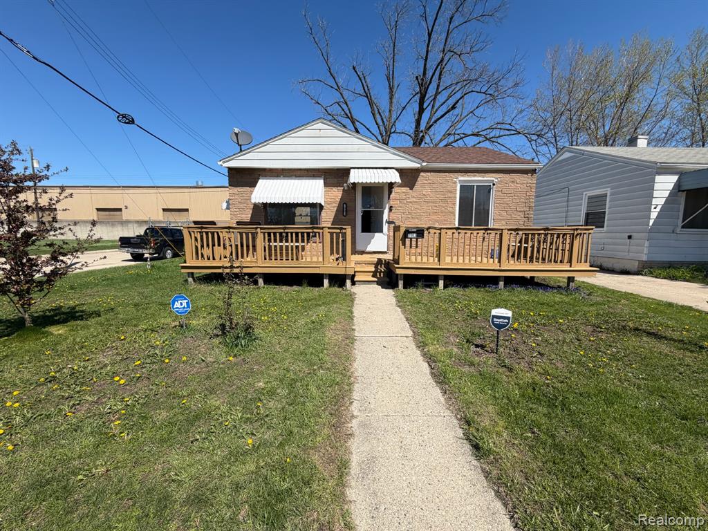 7003 Lozier Avenue, Warren, MI 48091 — front exterior