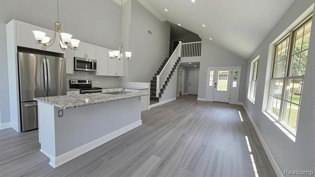 9170 River Valley Road - Photo 5