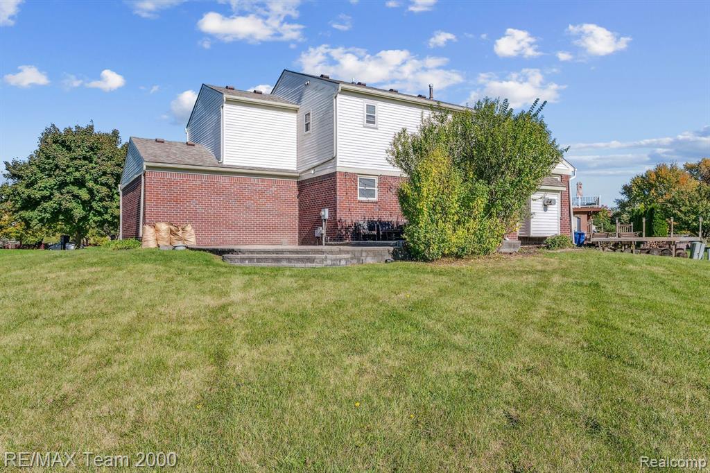 1148 WILDWOOD Lane, Canton, MI 48188 — Photo 34