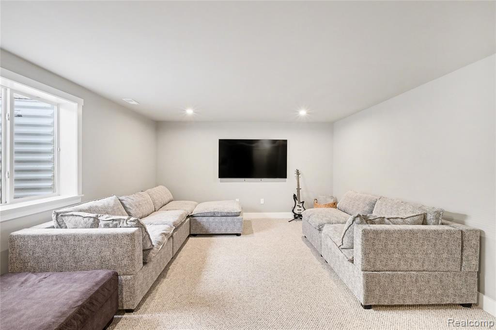 7095 Primrose Lane, Grand Blanc, MI 48439 — Photo 21