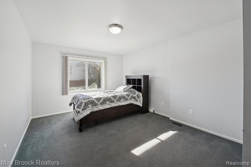 25797 Arcadia Drive, Novi, MI — Photo 34