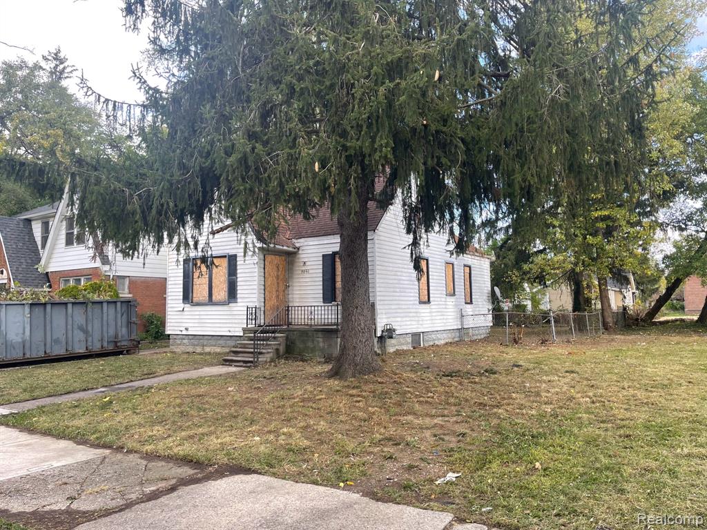 15860 Pierson Street - Photo 3