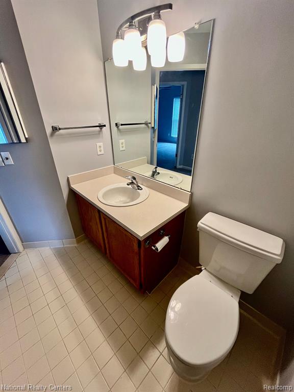 31160 Country Way, Farmington Hills, MI 48331 — Photo 23