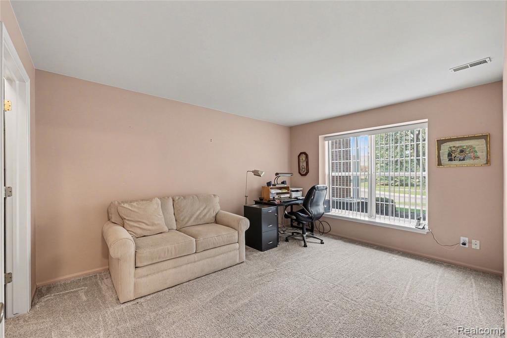 4578 Berkshire Drive, Sterling Heights, MI 48314 — Photo 21