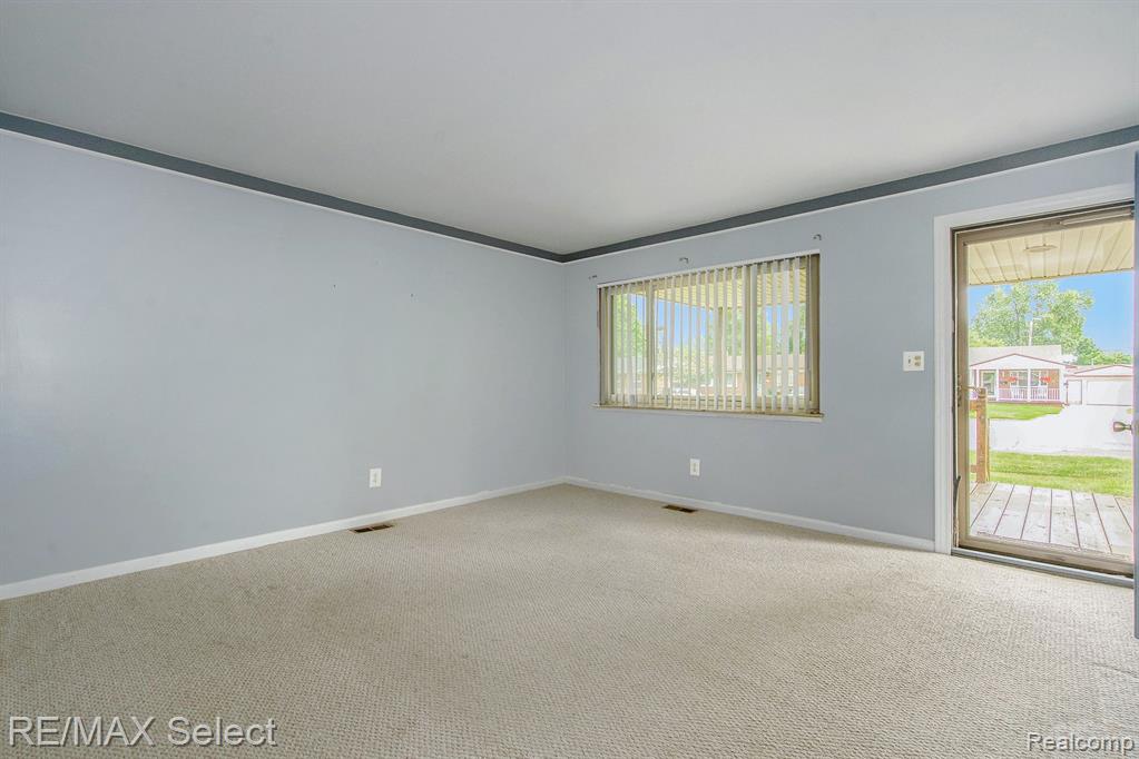 1179 LAUREL Court, Ypsilanti, MI 48198 — Photo 6