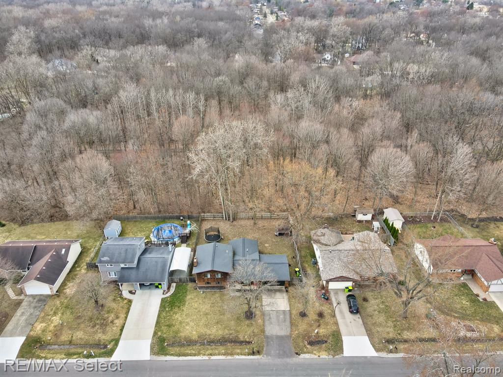 5176 BIRCHCREST Drive, Swartz Creek, MI 48473 — Photo 23