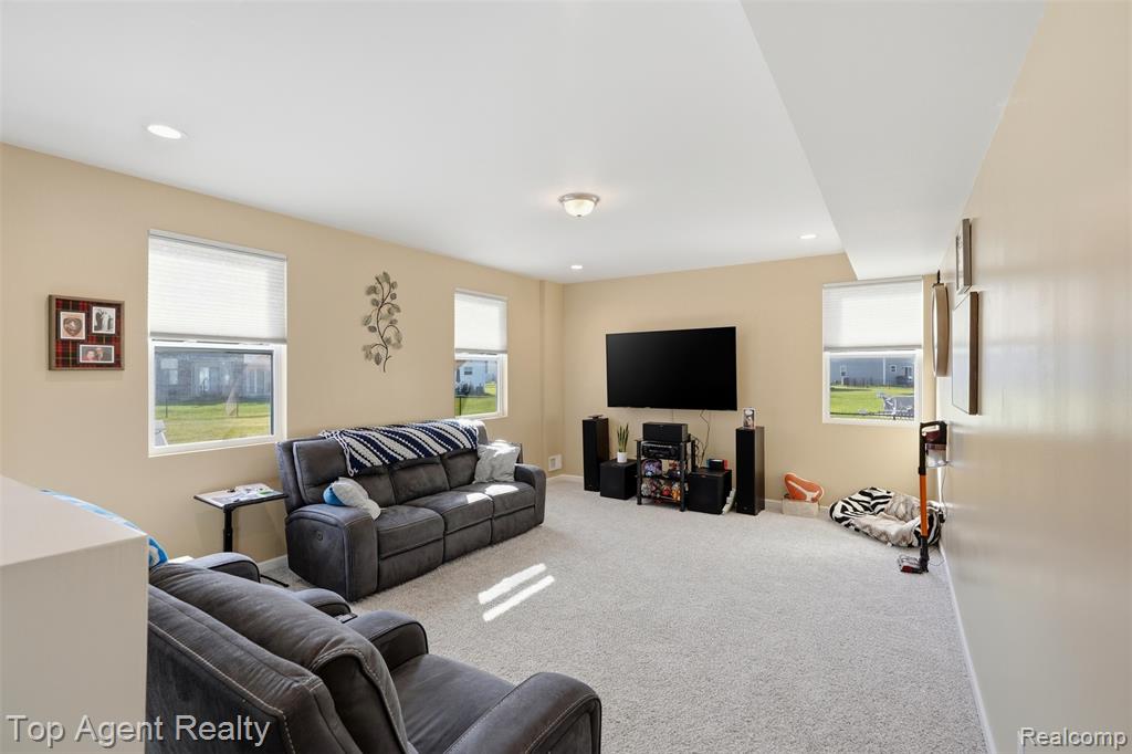 58286 Salt River Court, New Haven, MI 48048 — Photo 4