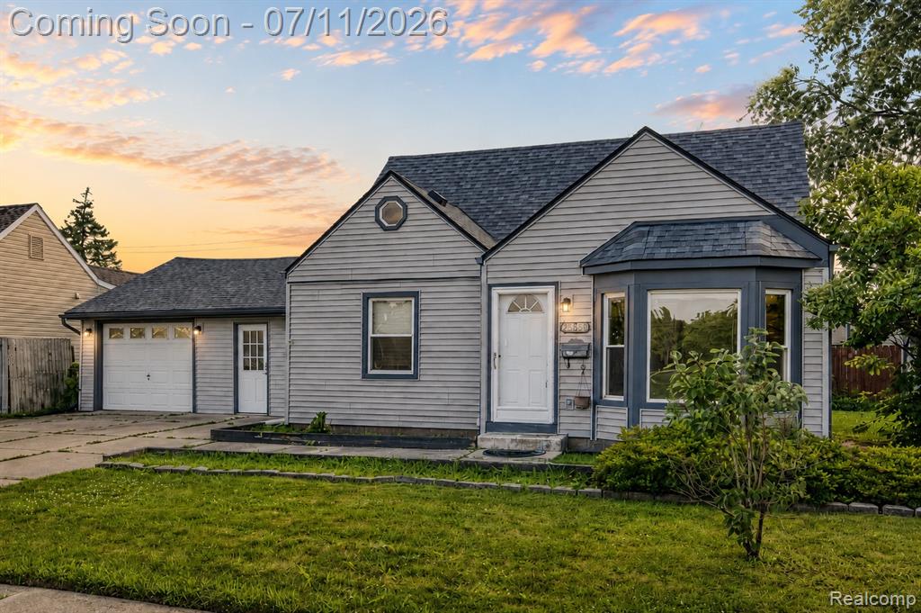 27860 Blum Street, Roseville, MI 48066