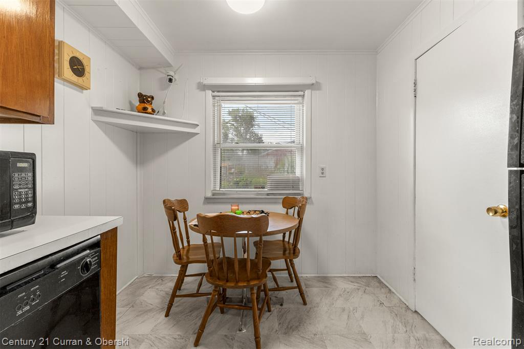 26657 W Chicago, Redford, MI 48239 — Photo 10